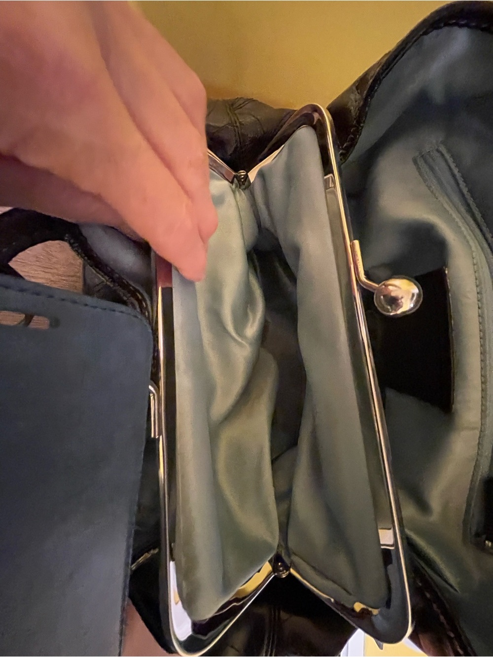 COACH Bag - Picture 9 of 16